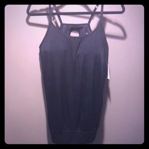 Women’s workout tank